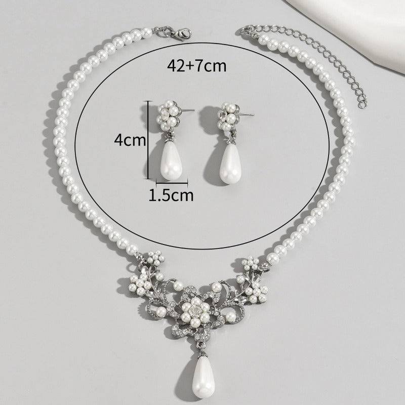 Wholesale Retro Atmospheric Style Pearl Inlaid Zircon Plum Blossom Design Earrings and Necklace Set